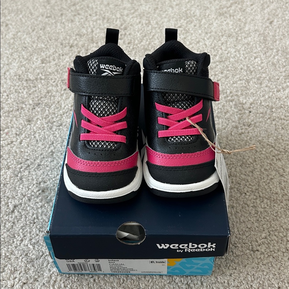 Weebok by Reebok Black and Pink Toddler Sneakers size 6.5